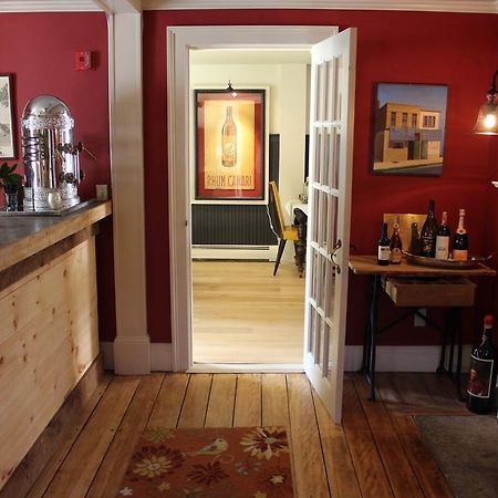 King Hill Inn & Kitchen New London Экстерьер фото