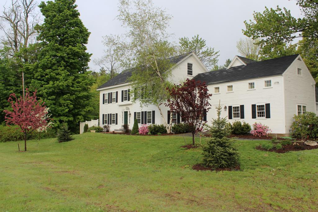 King Hill Inn & Kitchen New London Экстерьер фото