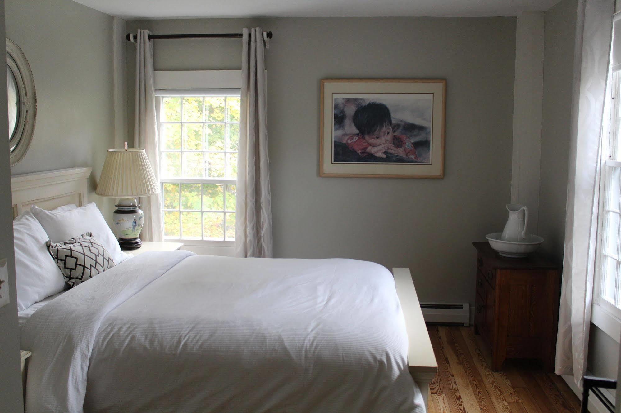 King Hill Inn & Kitchen New London Экстерьер фото