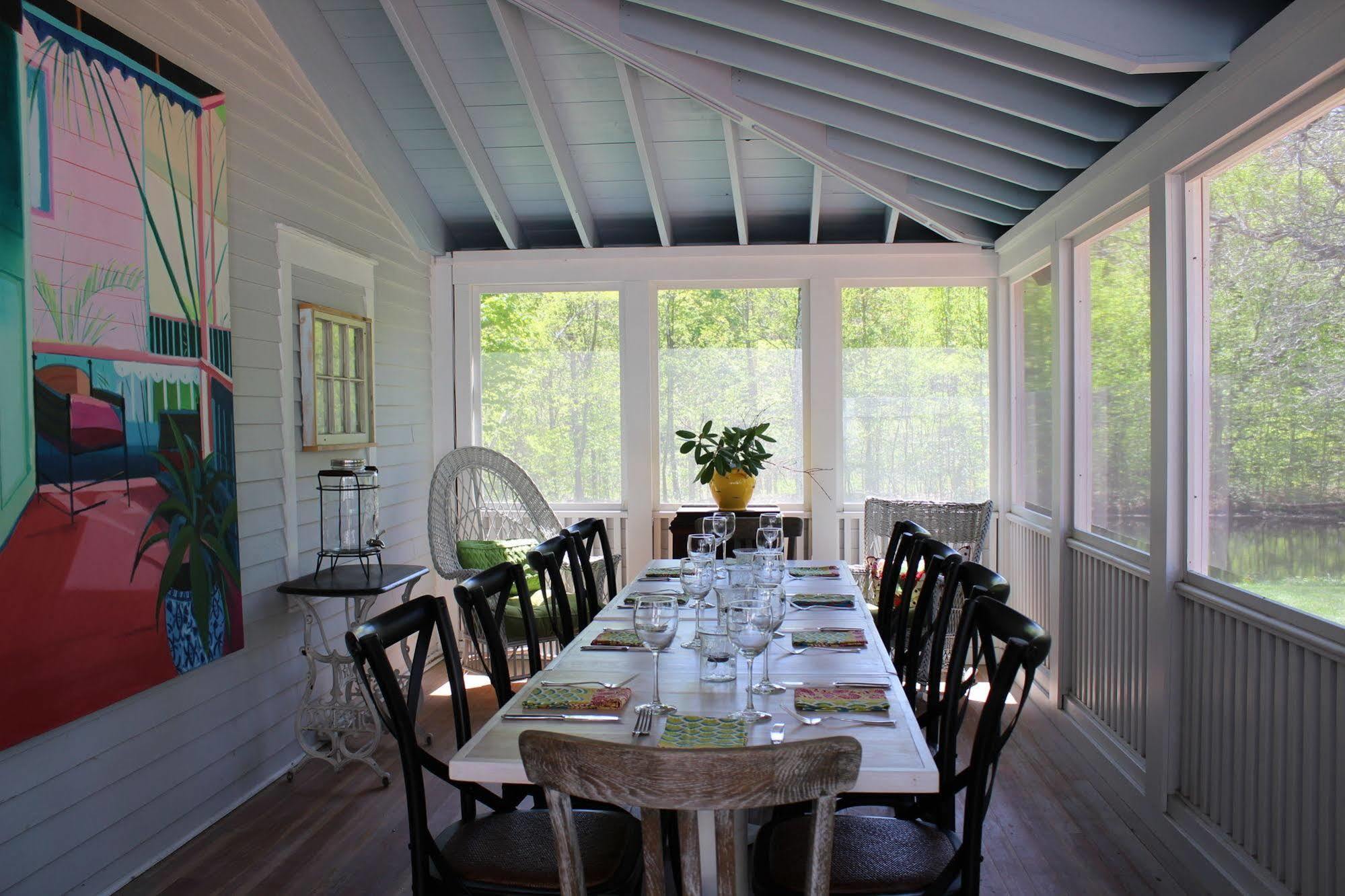 King Hill Inn & Kitchen New London Экстерьер фото
